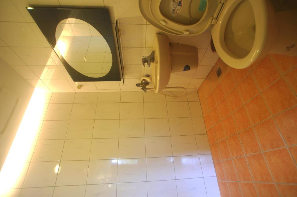 Hong Ben Hotel Кендин Екстериор снимка